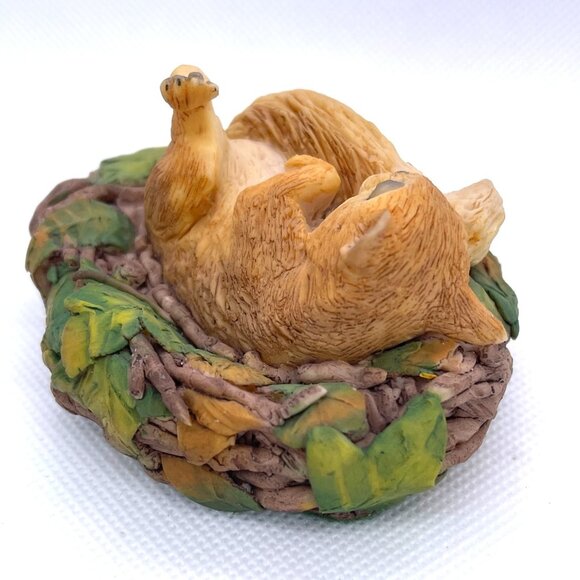 Ansley MasterCraft Sleeping Baby Red Squirrel Hand Painted Green Leaves Nest VTG - Picture 6 of 11